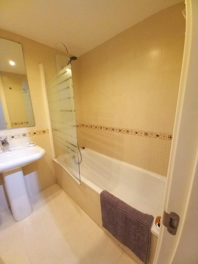 Calido Apartamento Con Gran Terraza Y Vistas A 600 Metros Del Mar Benalmádena Exterior photo