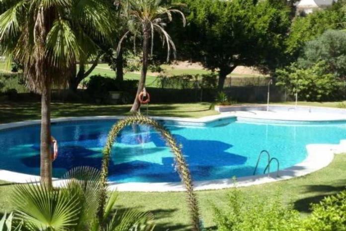 Calido Apartamento Con Gran Terraza Y Vistas A 600 Metros Del Mar Benalmádena Exterior photo