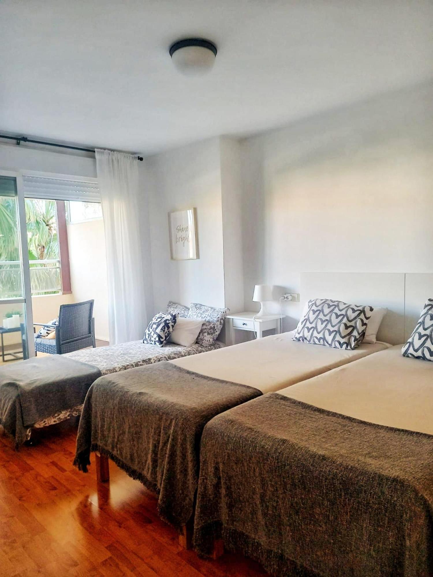 Calido Apartamento Con Gran Terraza Y Vistas A 600 Metros Del Mar Benalmádena Exterior photo